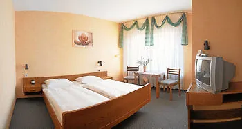 Hotel Garni Keinath 슈투트가르트